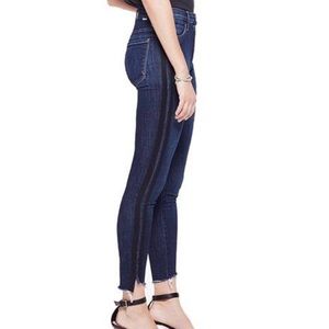 Stunner zip ankle step fray jeans